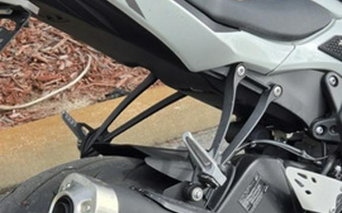 2025 Kawasaki Ninja ZX-6R