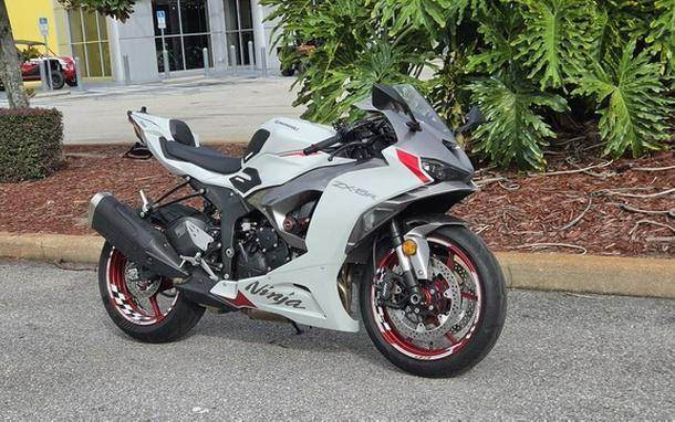 2025 Kawasaki Ninja ZX-6R