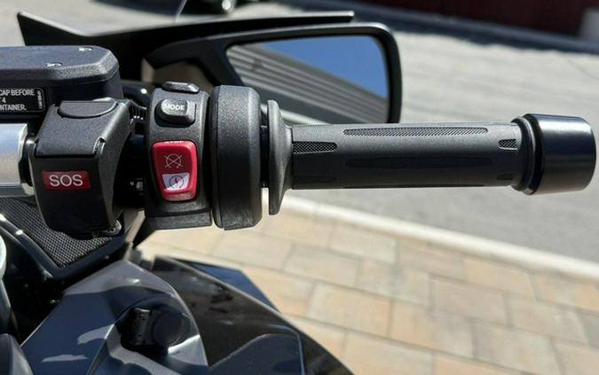2026 BMW R 1300 RT Triple Black