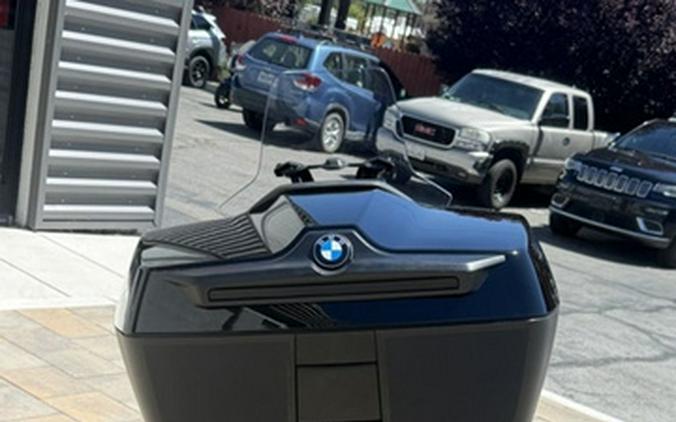 2026 BMW R 1300 RT Triple Black