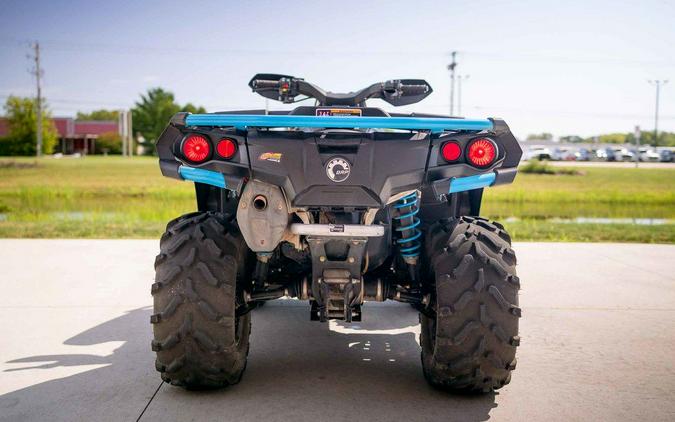 2016 Can-Am® Outlander™ XT 850 Matte Black & Octane Blue