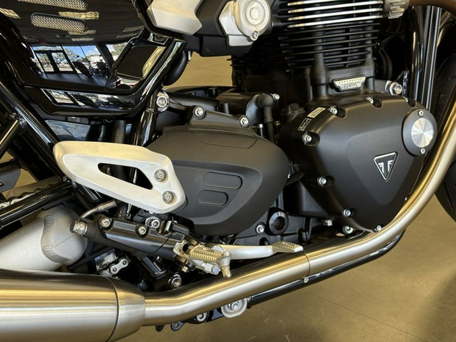 2025 Triumph Speed Twin 1200 Aluminum Silver