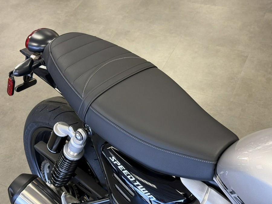 2025 Triumph Speed Twin 1200 Aluminum Silver