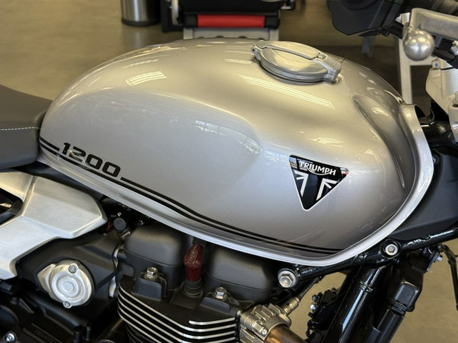 2025 Triumph Speed Twin 1200 Aluminum Silver