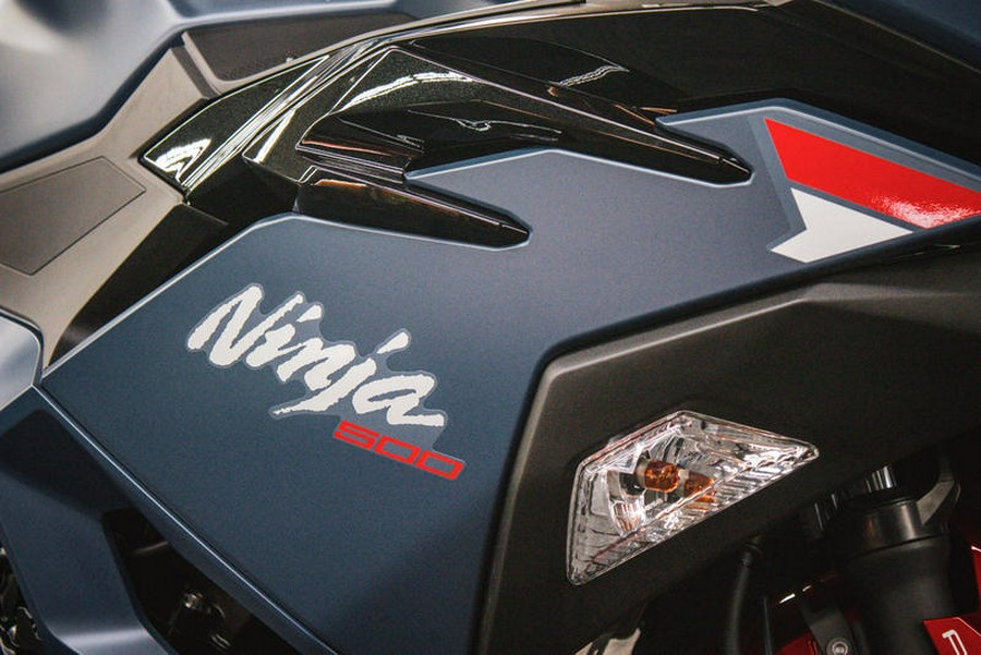 2026 Kawasaki Ninja® 500 ABS Metallic Matte Twilight Blue