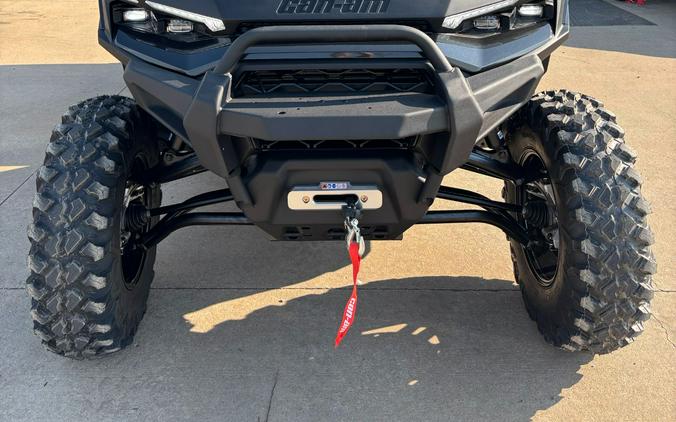 2026 Can-Am Defender MAX Lone Star HD11