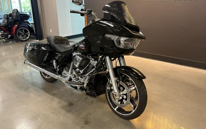 2024 Harley-Davidson® Road Glide® Vivid Black
