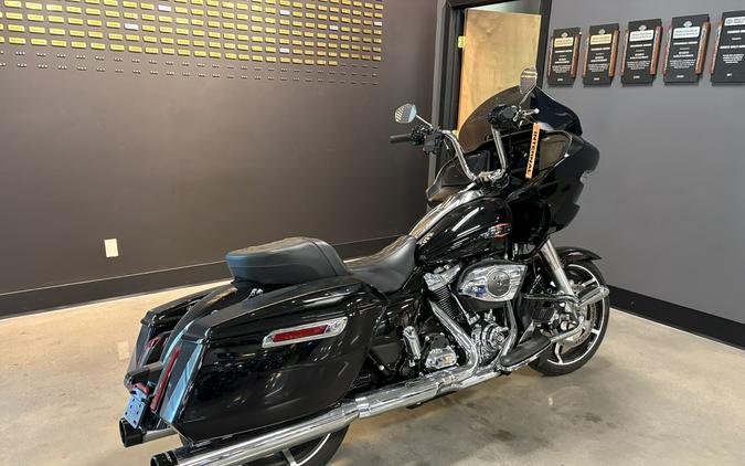 2024 Harley-Davidson® Road Glide® Vivid Black