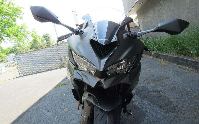 2026 Kawasaki Ninja® ZX™-4RR ABS