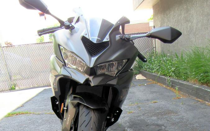 2026 Kawasaki Ninja® ZX™-4RR ABS