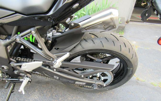 2026 Kawasaki Ninja® ZX™-4RR ABS