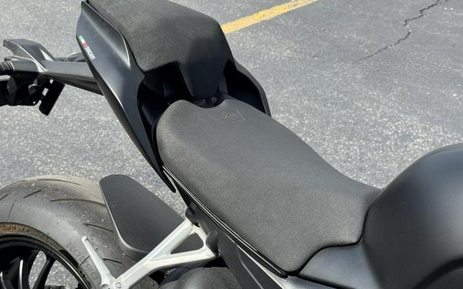2021 Ducati STREETFIGHTER V4S