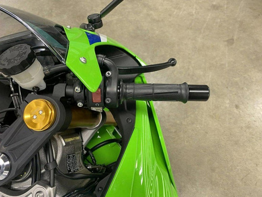 2024 Kawasaki Ninja® ZX™-6R 40th Anniversary Edition ABS