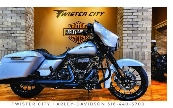 USED 2019 Harley-Davidson Street Glide Special, FLHXS