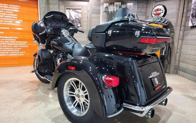 2019 Harley-Davidson® FLHTCUTG - Tri Glide® Ultra