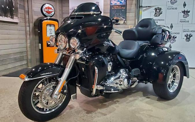 2019 Harley-Davidson® FLHTCUTG - Tri Glide® Ultra