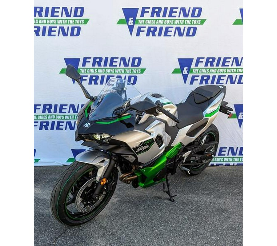 2024 Kawasaki Ninja® 7 Hybrid ABS