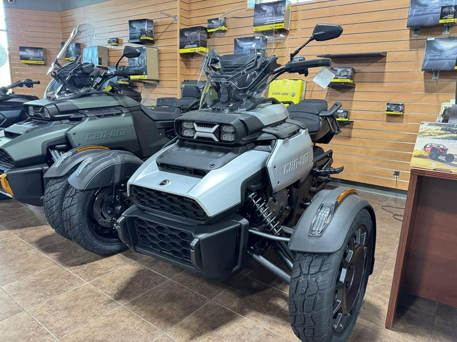 2025 Can-Am® Canyon