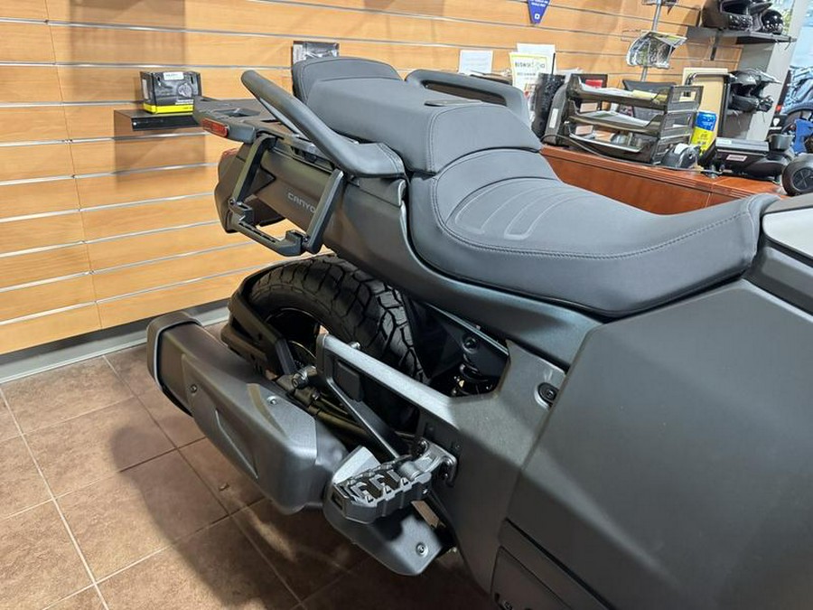 2025 Can-Am® Canyon