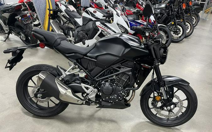 2025 Honda CB300R