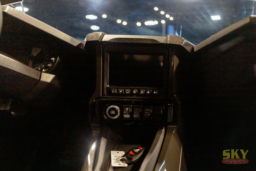 2025 Slingshot R AUTODRIVE R AutoDrive