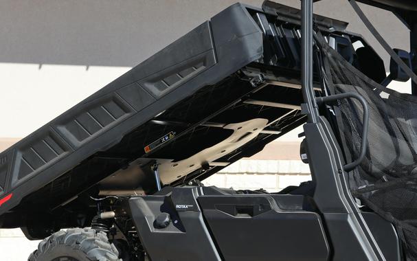 2025 CAN-AM DEFENDER PRO XT HD10