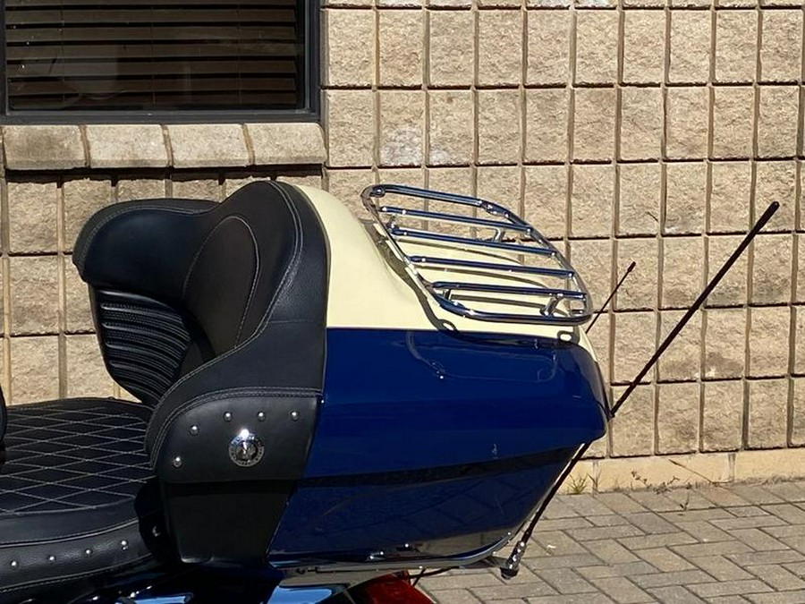 2015 Indian Motorcycle® Chieftain® Springfield Blue/Ivory Cream