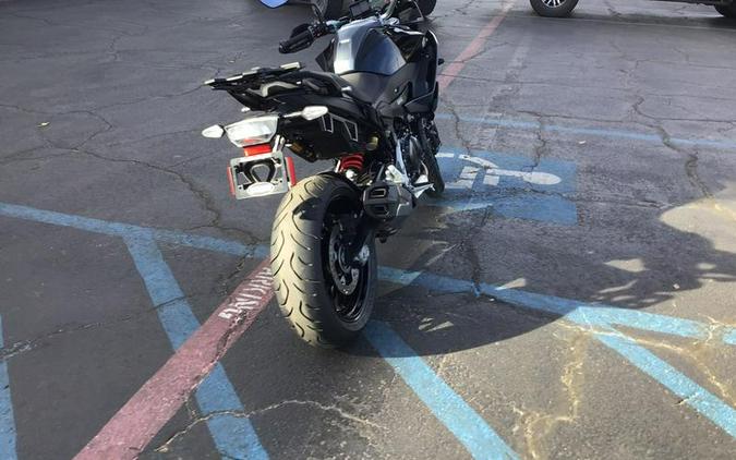 2022 BMW F 900 XR Triple Black