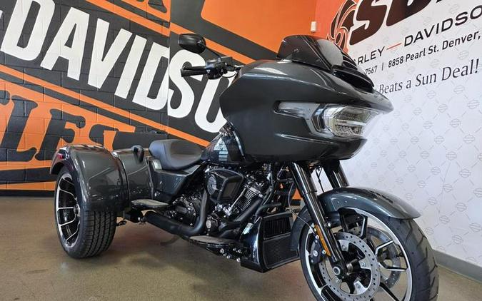 2026 Harley-Davidson® FLTRT - Road Glide® 3