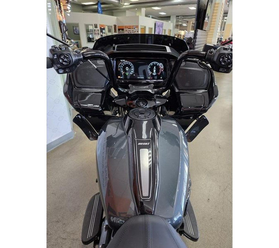 2026 Harley-Davidson® FLTRT - Road Glide® 3