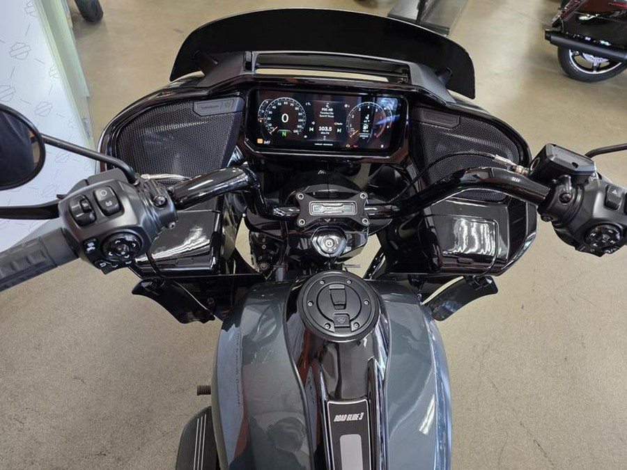 2026 Harley-Davidson® FLTRT - Road Glide® 3