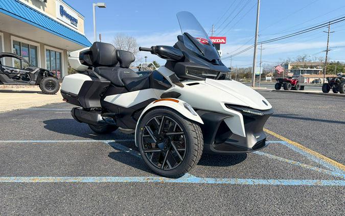 2026 Can-Am® Spyder RT Sea-to-Sky