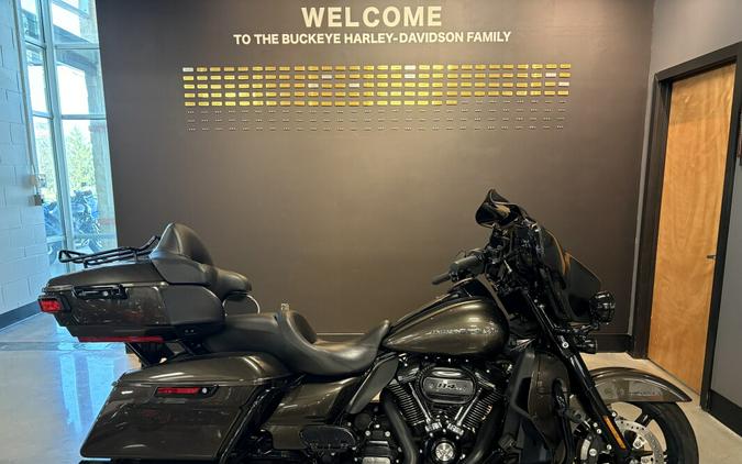 2020 Harley-Davidson® Ultra Limited River Rock Gray