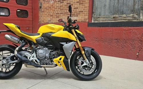 2026 Ducati Streetfighter V2 S Ducati Yellow
