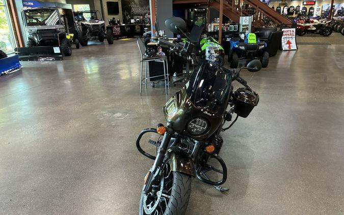 2024 Indian Motorcycle® Sport Chief Icon Smoky Quartz Metallic Pearl
