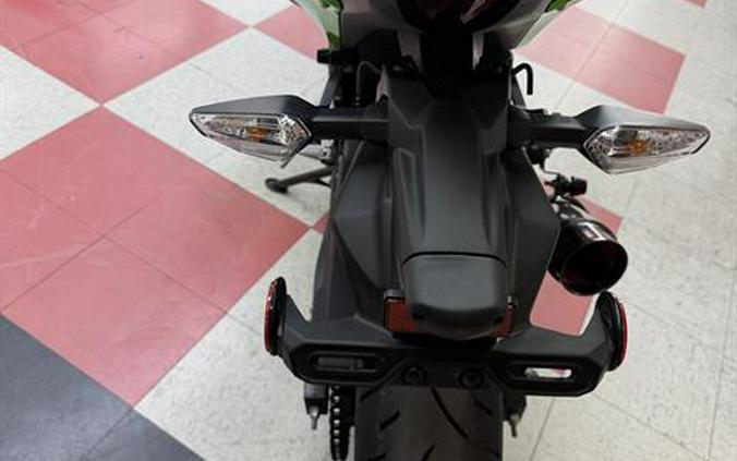 2025 Kawasaki Ninja 500 KRT Edition