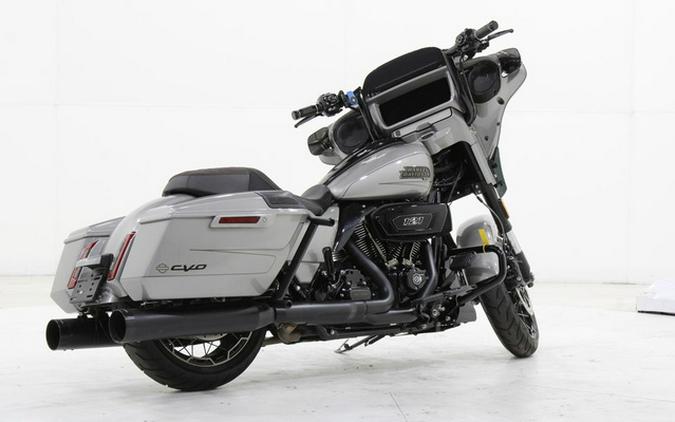 2023 Harley-Davidson Street Glide FLHXSE - CVO