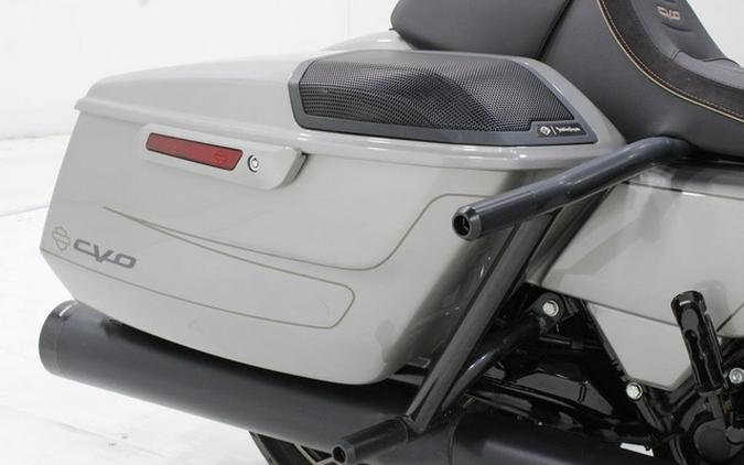 2023 Harley-Davidson Street Glide FLHXSE - CVO