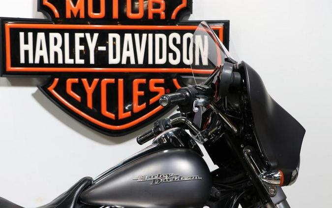 2017 Harley-Davidson® FLHXS - Street Glide® Special