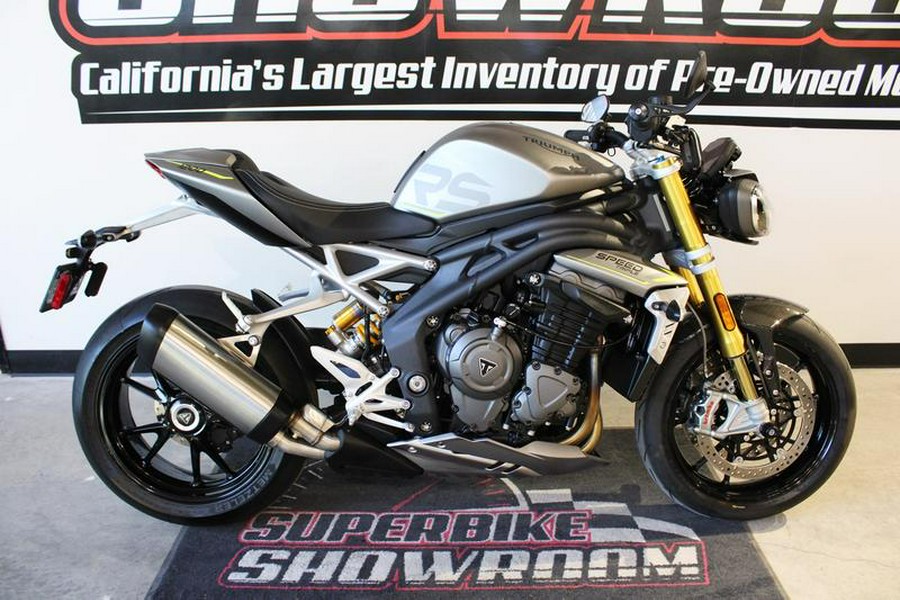 2022 Triumph Speed Triple 1200 RS Matte Silver Ice