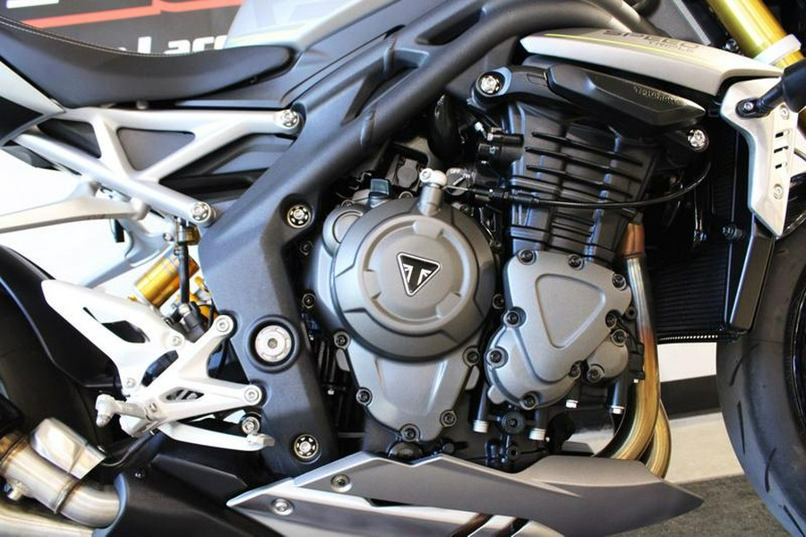 2022 Triumph Speed Triple 1200 RS Matte Silver Ice