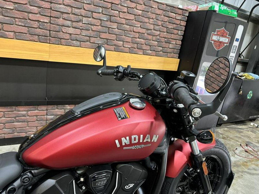 2025 Indian Motorcycle® Scout® Bobber Limited +Tech Sunset Red Smoke