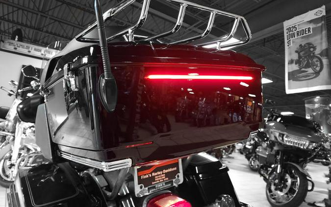 2013 Harley-Davidson® FLHTC - Electra Glide® Classic