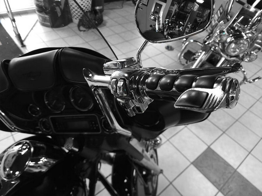 2013 Harley-Davidson® FLHTC - Electra Glide® Classic