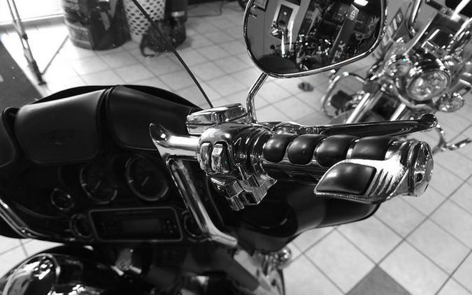 2013 Harley-Davidson® FLHTC - Electra Glide® Classic