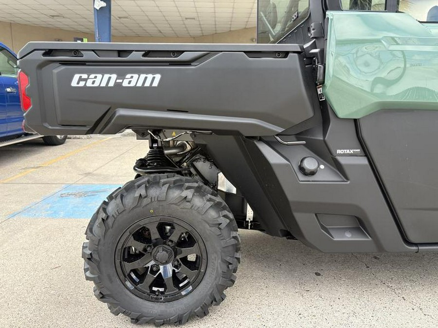 2026 Can-Am® Defender MAX DPS CAB HD10