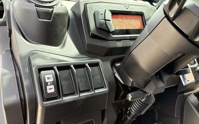 2026 Can-Am® Defender MAX DPS CAB HD10