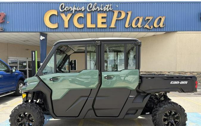 2026 Can-Am® Defender MAX DPS CAB HD10