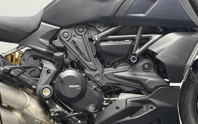 2022 Ducati Diavel 1260 Dark Stealth