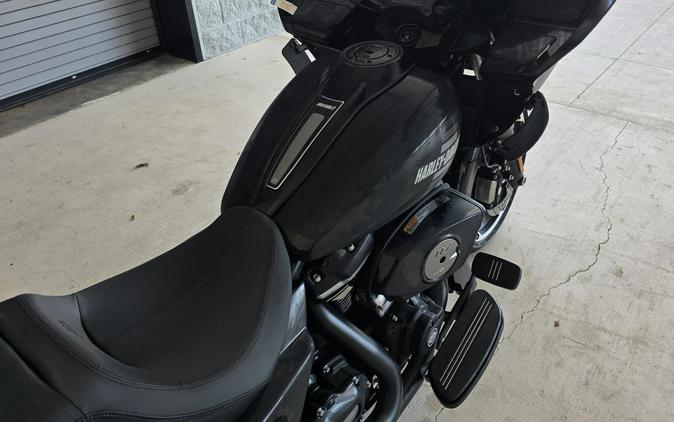 2026 Harley-Davidson® Road Glide 3 Vivid Black